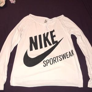 Nike long sleeve tee